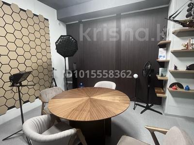 Кабинеттер және жұмыс орындары, студиялар · 20 м², бағасы: 250 000 ₸ в Астане, Есильский р-н