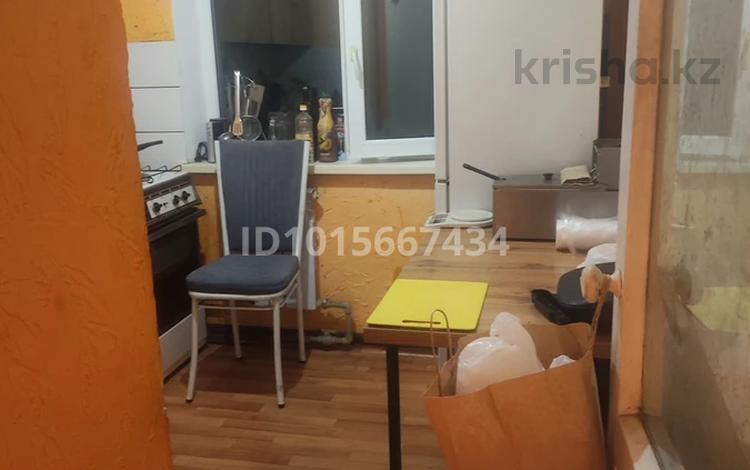 1-комнатная квартира · 35 м² · 5/5 этаж, мкр Каратау 25 за 9 млн ₸ в Таразе — фото 2