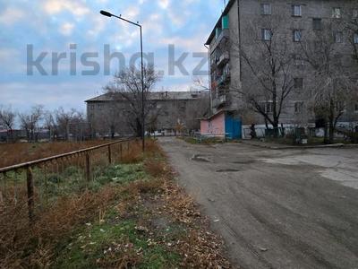 3-бөлмелі пәтер · 56 м² · 5/5 қабат, Кабельный переулок 5, бағасы: 19 млн ₸ в Семее