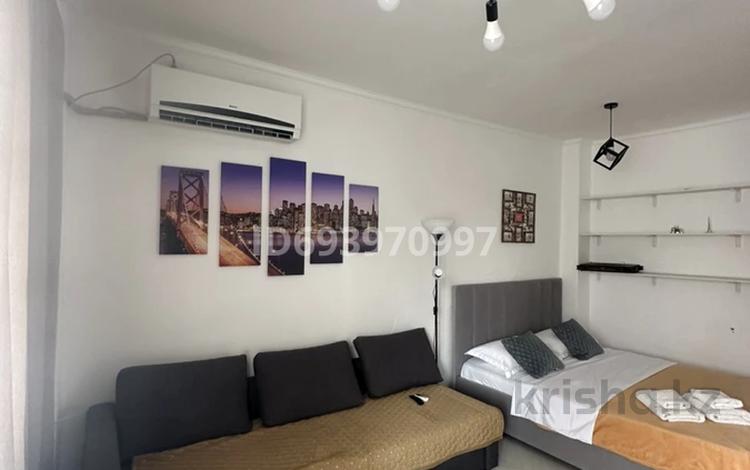 1-комнатная квартира · 40 м² · 8/16 этаж, мкр Юго-Восток, Момышулы — Арена , Сапиева , Глобал Сити , Магнум , Трилистник за 2 000 ₸ в Караганде, Казыбек би р-н — фото 2