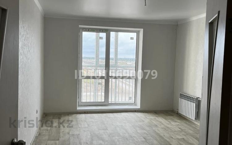 2-бөлмелі пәтер · 65 м² · 4/5 қабат, Акжайык 24 — 4 микрайон. Зачаганск, бағасы: 90 000 ₸ в Уральске — фото 2