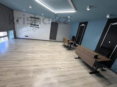 Свободное назначение, офисы, салоны красоты, образование, кабинеты и рабочие места, студии · 40 м² за 450 000 ₸ в Астане, Нура р-н