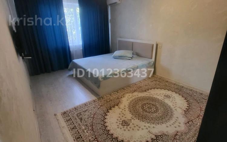 1-комнатная квартира · 56 м² · 2/8 этаж, ул. Мукагали Макатаева 53 за 2 000 ₸ в Алматы, Медеуский р-н — фото 2
