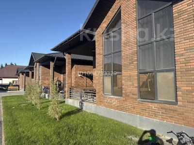 Отдельный дом · 4 комнаты · 200 м², Арай 277 — Возле магазин Нұрсұлтан за 1.3 млн 〒 в 