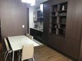 2-комнатная квартира, 72 м² помесячно, проспект Р.Кошкарбаева 10/1 за 350 000 〒 в Астане, Алматы р-н — фото 3