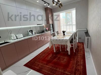 3-комнатная квартира · 100 м² · 1/5 этаж, мкр. Алтын орда 13 Д — Тәуелсіздік за 40 млн ₸ в Актобе