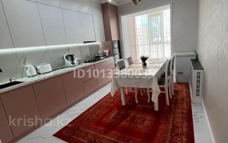 3-комнатная квартира · 100 м² · 1/5 этаж, мкр. Алтын орда 13 Д — Тәуелсіздік за 40 млн ₸ в Актобе — фото 2