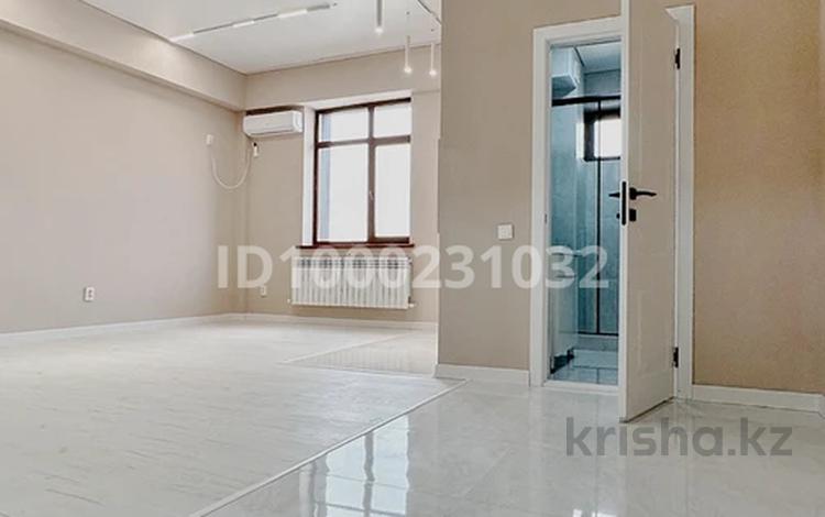 Свободное назначение, офисы, бани, гостиницы и зоны отдыха, медцентры и аптеки, кабинеты и рабочие места · 987 м² за 4.4 млн 〒 в Алматы, Алатауский р-н — фото 27