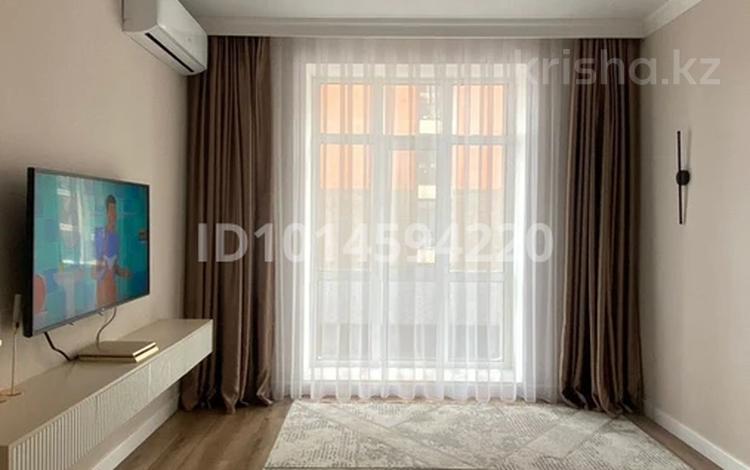 2-комнатная квартира · 42 м² · 2/9 этаж, Шамши Калдаяков 40, 40/1, 40/2 за 300 000 ₸ в Астане, Сарайшык р-н — фото 2