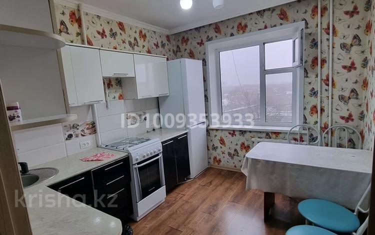 3-бөлмелі пәтер · 69.3 м² · 4/10 қабат, Би-Боранбай, бағасы: 28 млн ₸ в Семее — фото 2