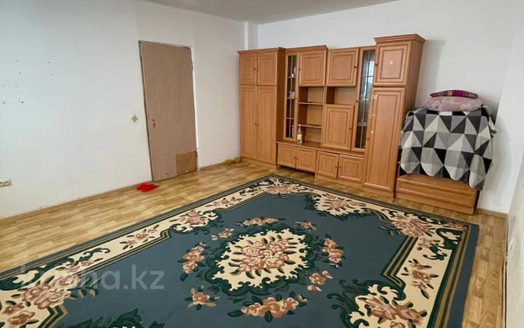 1-бөлмелі пәтер · 48 м² · 5/5 қабат, Центральный ш/а., С Датова 27, бағасы: 12 млн ₸ в Атырау, мкр Центральный — фото 4