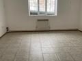 Офисы, медцентры и аптеки, образование · 426.9 м² за 85 млн ₸ в Атырау, мкр Привокзальный-1 — фото 4