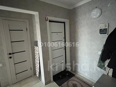 2-бөлмелі пәтер · 44 м² · 1/4 қабат, Локомотивная 133, бағасы: 10.5 млн ₸ в Караганде, Алихана Бокейханова р-н