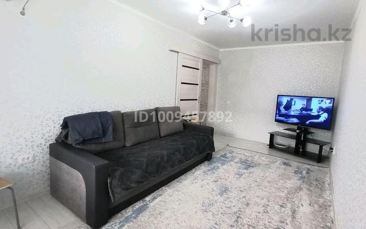 2-комнатная квартира · 48 м² · 3/4 этаж, Назарбаева — проспект Назарбаева ул Маншук Маметовой ост Юбилейная за 1 500 ₸ в Уральске — фото 2