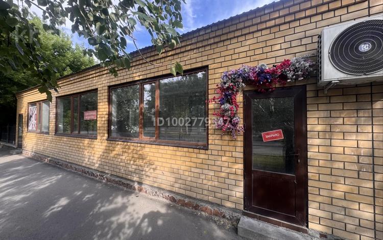 Свободное назначение, магазины и бутики · 40 м² за 300 000 ₸ в Семее — фото 7