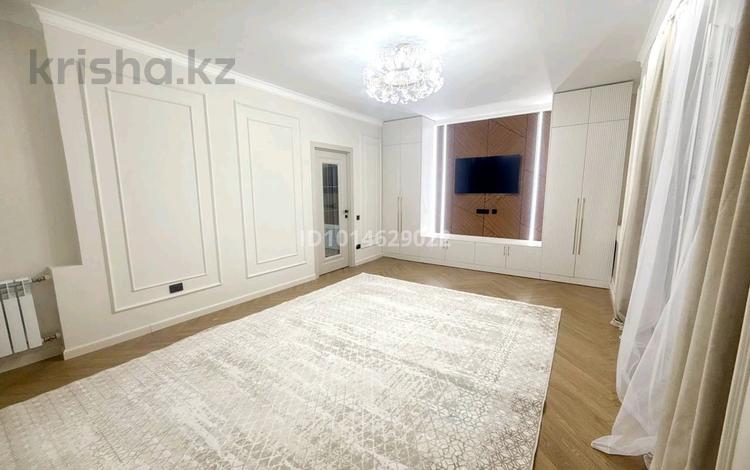 2-комнатная квартира · 60 м² · 5/10 этаж, мкр. Алтын орда, Алия Молдагулова 58/3 — Обл Гаи за 24.5 млн ₸ в Актобе — фото 2