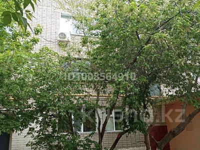 4-бөлмелі пәтер · 78 м² · 3/10 қабат, мкр 8, 101 стрелковой бригады 6/1, бағасы: 29 млн ₸ в Актобе