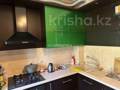 3-бөлмелі пәтер · 94.5 м² · 1/10 қабат, мкр Акбулак 7 — Возле тц Small, бағасы: 350 000 〒 в Алматы, Алатауский р-н