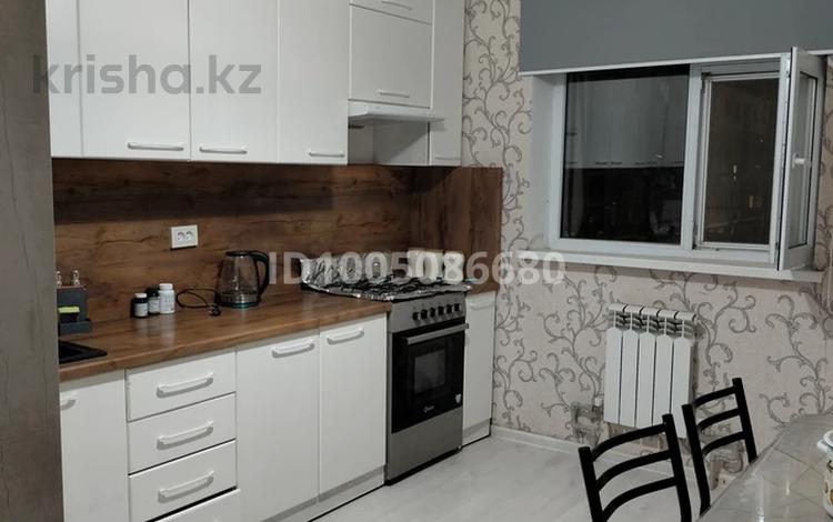 3-бөлмелі пәтер · 82 м² · 3/5 қабат, Асар-2 ш/а 14a — ТЦ Толе би, бағасы: 33 млн ₸ в Шымкенте, Абайский р-н — фото 7