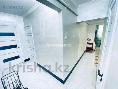 3-бөлмелі пәтер · 65 м² · 1/5 қабат, 18-шағынаудан, Абдуразакова 3, бағасы: 23.2 млн ₸ в Шымкенте, Аль-Фарабийский р-н