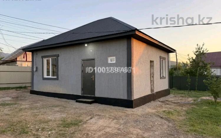 Отдельный дом · 3 комнаты · 60 м² · 5.5 сот., Токтарова 14 за 21.5 млн 〒 в  — фото 2
