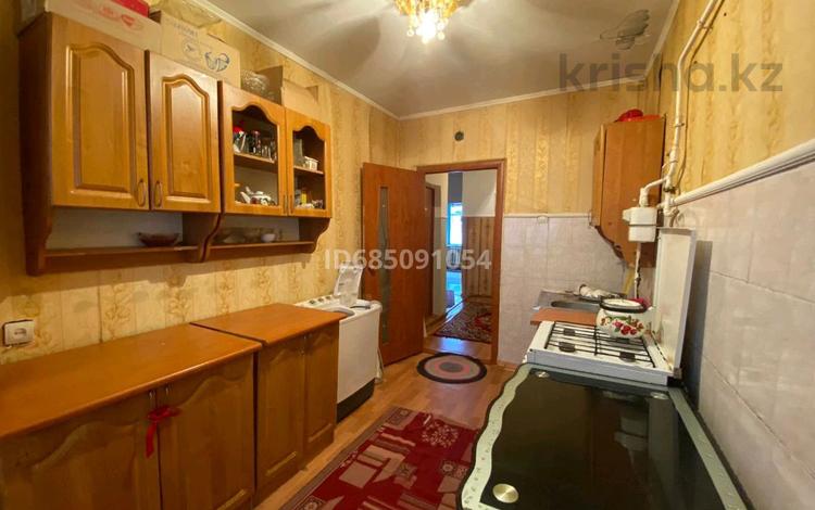 3-комнатная квартира · 61 м², Каражанова за 8 млн ₸ в Индер — фото 2