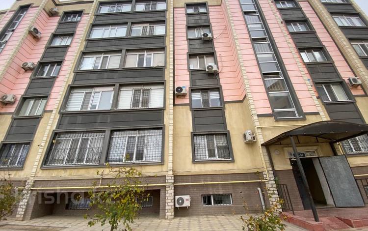 1-комнатная квартира, 40 м², 4/5 этаж помесячно, 32Б мкр 15/1 за 85 000 〒 в Актау, 32Б мкр — фото 2