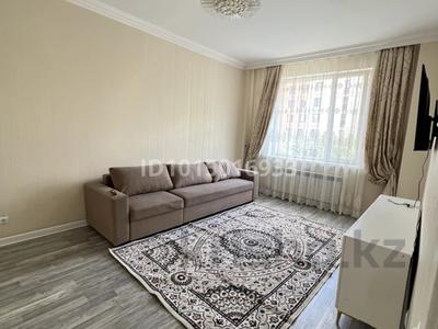 2-комнатная квартира · 60 м², Кабанбай Батыра 58a за 380 000 ₸ в Астане, Есильский р-н