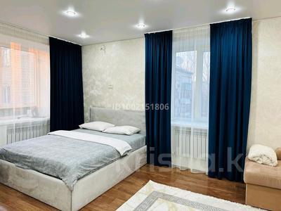 1-комнатная квартира · 38 м² · 3/4 этаж, Н.Назарбаева 219 — М.Маметова за 15 000 〒 в Уральске