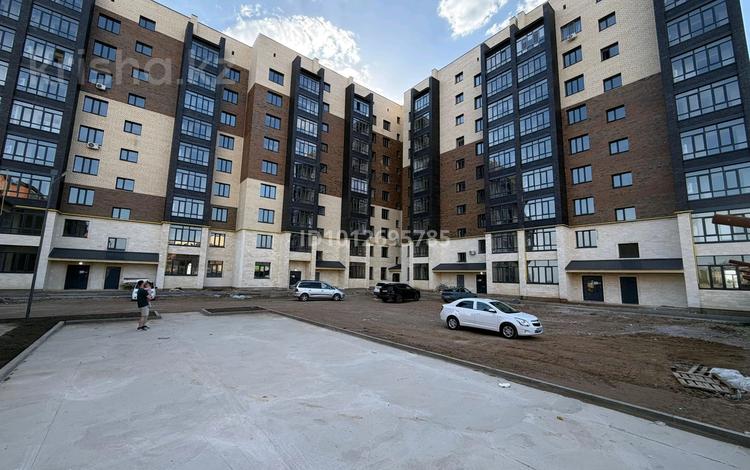 1-бөлмелі пәтер · 51 м² · 8/10 қабат, мкр Жана Орда, Жуманиязова 120 — Париж, ресторан Арнау, сан сити, бағасы: 17.8 млн ₸ в Уральске — фото 2