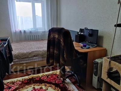 2-комнатная квартира · 40 м² · 4/5 этаж, Майкудук, Майкудук, 16й микрорайон 25 за 9.7 млн 〒 в Караганде, Алихана Бокейханова р-н