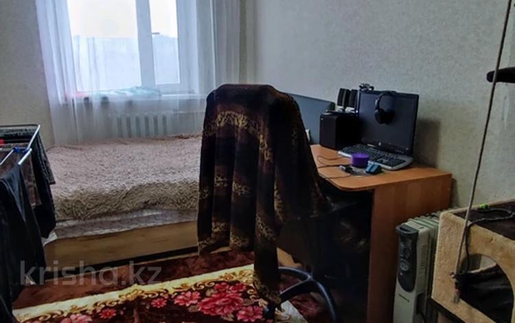 2-комнатная квартира · 40 м² · 4/5 этаж, Майкудук, Майкудук, 16й микрорайон 25 за 9.7 млн 〒 в Караганде, Алихана Бокейханова р-н — фото 2