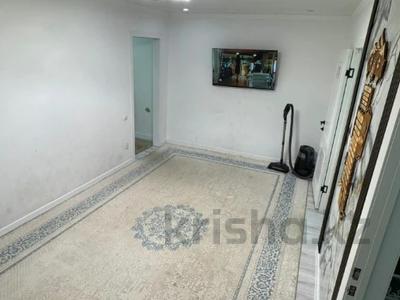4-бөлмелі пәтер · 63 м² · 5/5 қабат, тургенова, бағасы: 15.5 млн ₸ в Актобе