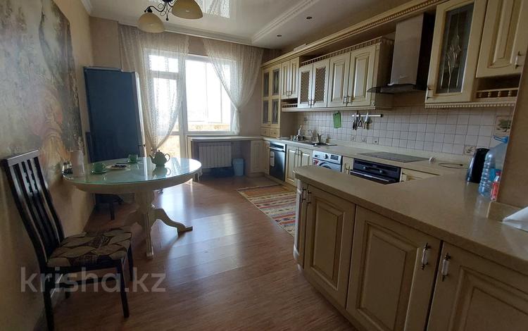 3-комнатная квартира · 120 м² · 5/13 этаж, Кунаева 38 — Некрасова за 350 000 ₸ в Шымкенте — фото 3