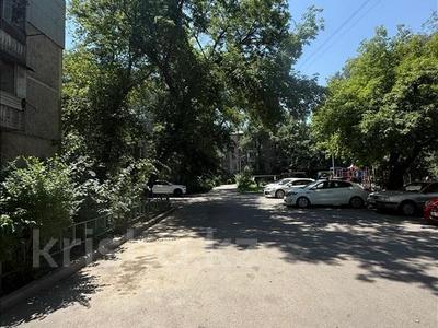 2-бөлмелі пәтер · 41.5 м² · 3/5 қабат, Ақсай-2 ш/а., бағасы: 31.5 млн ₸ в Алматы, Ауэзовский р-н