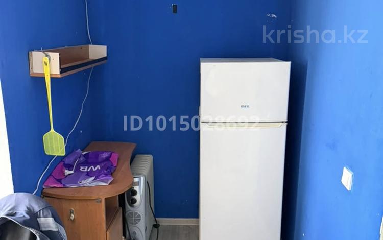 1 бөлме · 10 м² · 2/2 қабат, 150 лет Абая 17/1 — Тлендиева, бағасы: 60 000 ₸ в Астане, Сарыарка р-н — фото 2