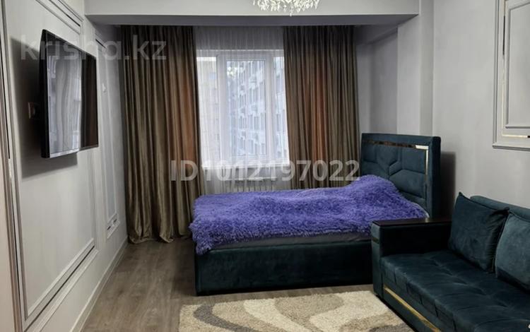 1-бөлмелі пәтер · 40 м² · 10/13 қабат, Есенова 160/3, бағасы: 250 000 ₸ в Алматы, Жетысуский р-н — фото 2