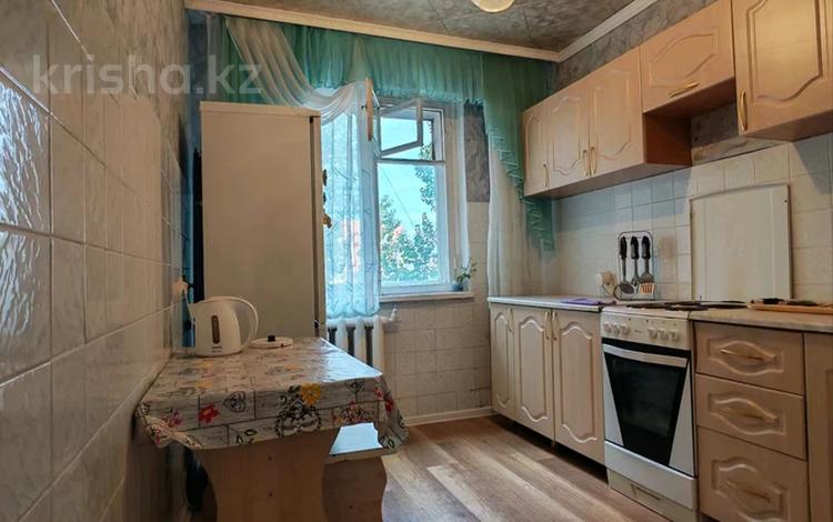 3-бөлмелі пәтер · 67.5 м² · 8/10 қабат, Бекхожина 17, бағасы: 27 млн ₸ в Павлодаре — фото 2