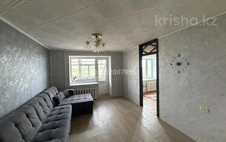 3-бөлмелі пәтер · 60 м² · 4/5 қабат, Дулатова 89, бағасы: 180 000 ₸ в Костанае — фото 2