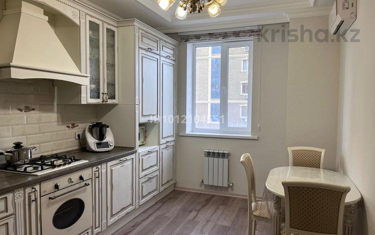 2-комнатная квартира · 82 м² · 2/9 этаж, Валиханова 13Б за 38 млн ₸ в Атырау — фото 2