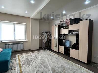 1-комнатная квартира, 33 м², 2/9 этаж, Сейфуллина 525 — Сейфуллина Айтекеби за 33 млн 〒 в Алматы, Алмалинский р-н