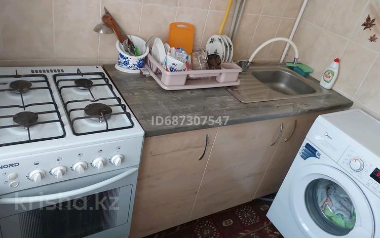1-бөлмелі пәтер · 35 м² · 1/5 қабат, 12-шағынаудан 202, бағасы: 10 000 ₸ в Шымкенте, Енбекшинский р-н — фото 2