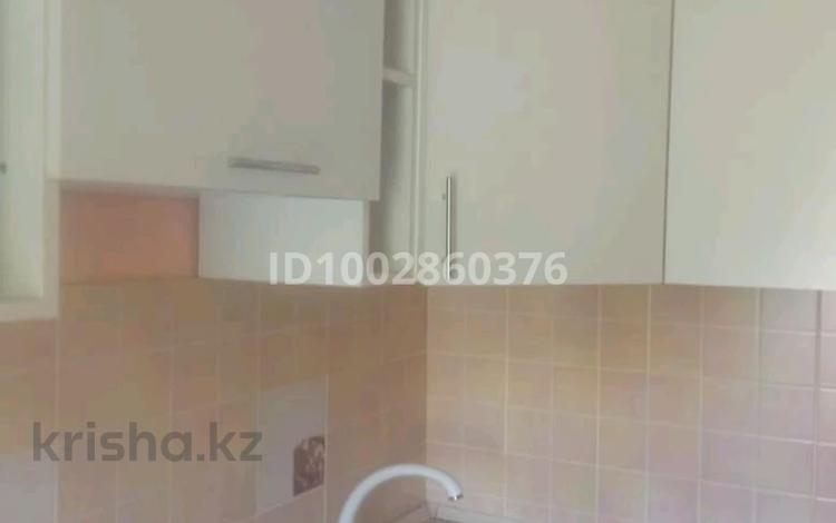 1-бөлмелі пәтер · 27.6 м² · 5/5 қабат, нурмагамбетова — магазин Луч, бағасы: 10 млн ₸ в Павлодаре — фото 2