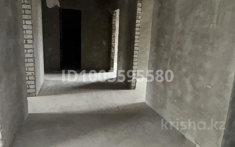 4-комнатная квартира · 124 м² · 2/5 этаж, мкр. Алтын орда, Алтын Орда 24 за 55 млн 〒 в Актобе — фото 46