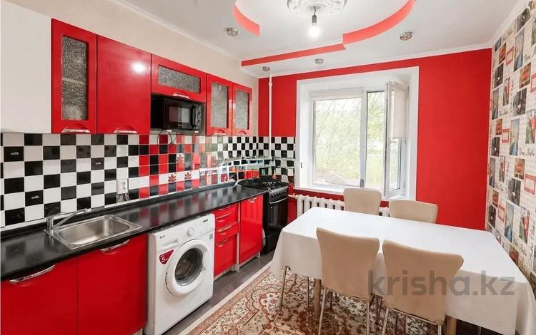 2-комнатная квартира · 54 м² · 1/9 этаж, мкр Юго-Восток, Гульдер-1 — Школа-лицей №101, Детский сад "БалаКай", Частный ясли-сад-школа "Лесок", ТЦ "Мечта" за 20 млн ₸ в Караганде, Казыбек би р-н — фото 4