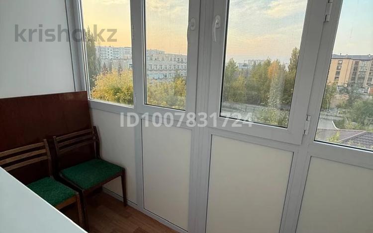 2-бөлмелі пәтер · 50 м² · 4/6 қабат, Центральный 38 — Центральный микрорайон, бағасы: 20 млн ₸ в Кокшетау — фото 2