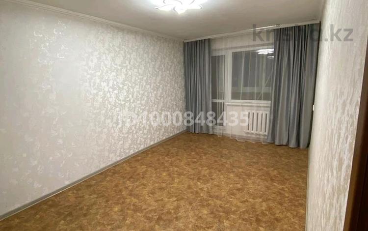 3-комнатная квартира · 63 м² · 3/5 этаж, Майкудук, Майкудук, мкр Восток-2 11 за 21 млн ₸ в Караганде, Алихана Бокейханова р-н — фото 2
