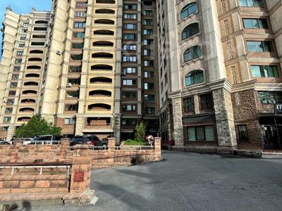 2-комнатная квартира · 77 м² · 12/15 этаж, Ходжанова Султанбека за 70 млн 〒 в Алматы, Бостандыкский р-н