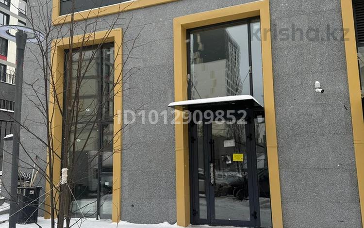 Свободное назначение · 123.3 м² за 900 000 ₸ в Астане, Нура р-н — фото 2
