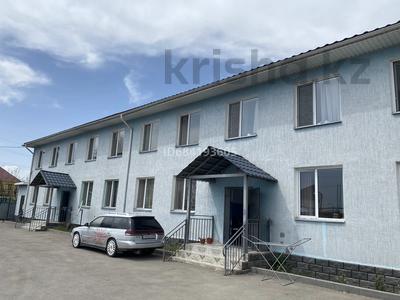 1-комнатная квартира, 40 м², 2/2 этаж, Абылай хан 2 за 13 млн 〒 в Казцик